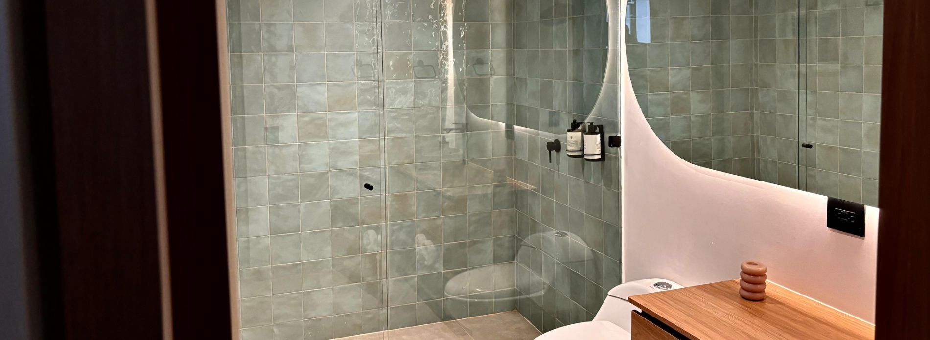 Productos:&nbsp;Cabinas para baños